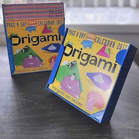 NWT Origami page-a-day 2012 calendar - Picture 3 of 11